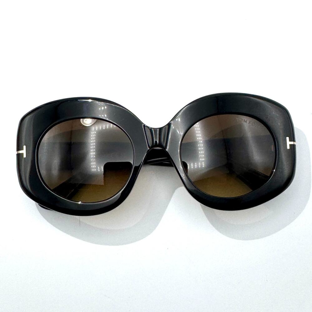 Tom Ford Sunglasses Claudette-02 TF1346 01F Black Frame Brown Gradient Lens 51mm
